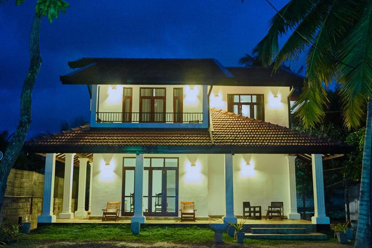 Bivora Villa Negombo Bagian luar foto